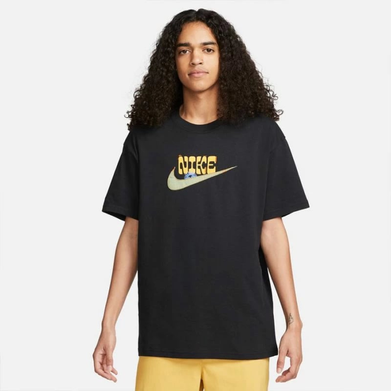 Maicë për meshkuj Nike, e zezë