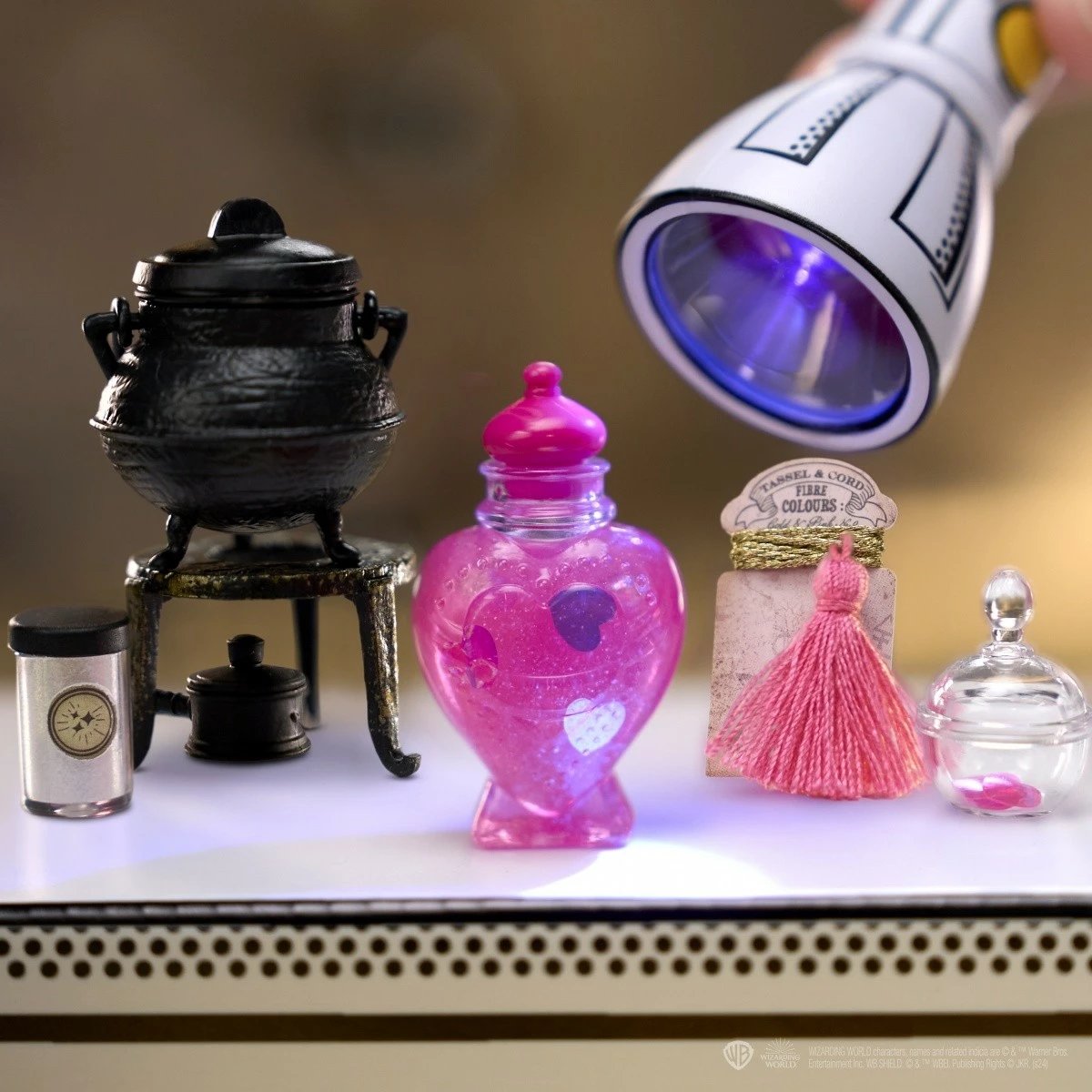 Set figurina Miniverse Harry Potter Make It Mini Potions, MGA, 15 copë