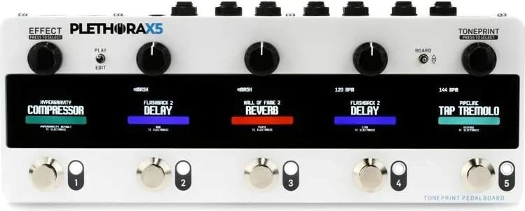 Multiefekt për kitarë TC Electronic Plethora X5, i zi