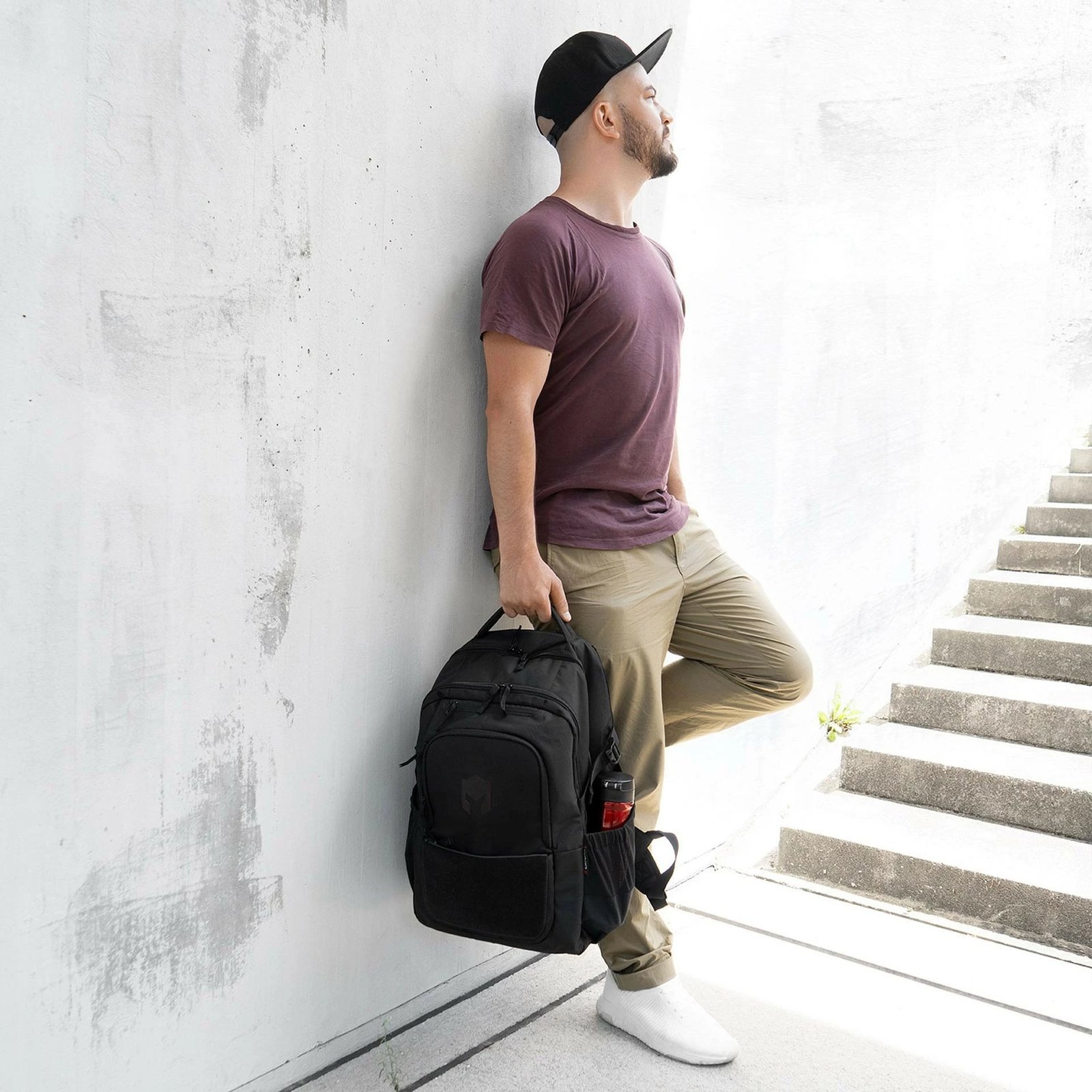 Çantë shpine DICOTA CATURIX FORZA eco 17.3", 28.5L, e zezë