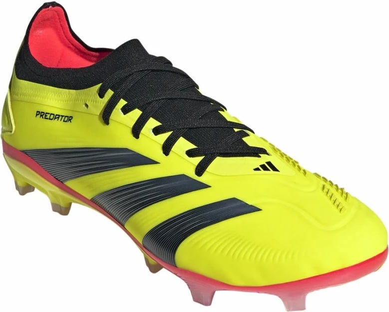 Atlete për meshkuj adidas Predator, të verdha