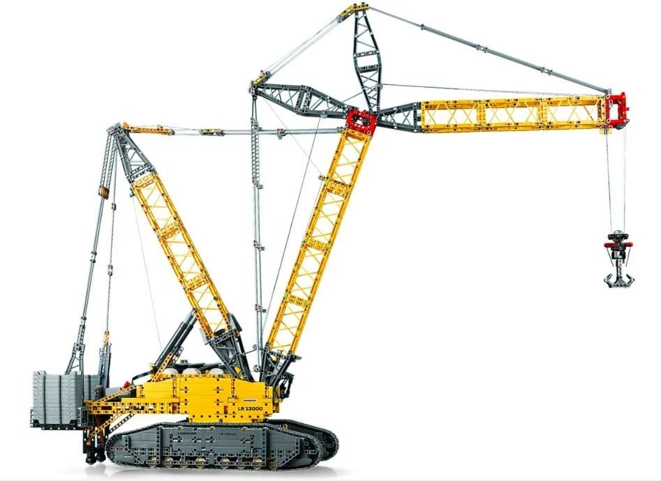 Set ndërtimi LEGO Technic Liebherr LR 13000, 2883 pjesë, 99 cm, i verdhë