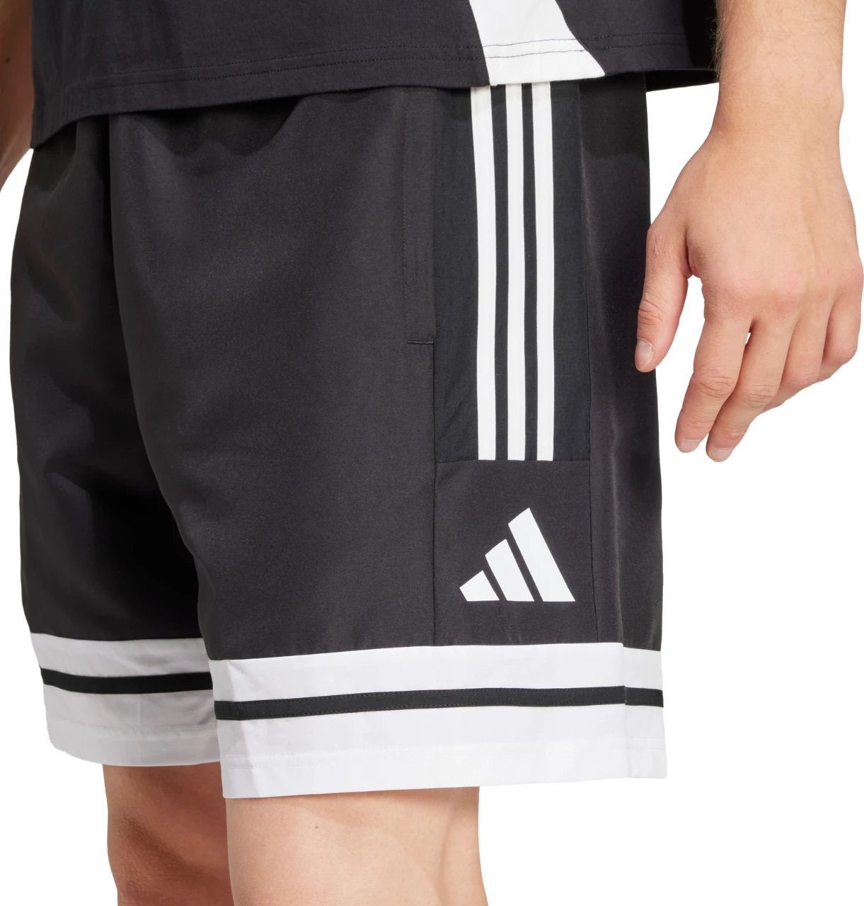 Shorce për meshkuj adidas, të zeza