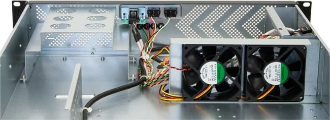 Kasë serveri Chieftec UNC-210T-B, 2U, ATX/micro ATX, 400W, e zezë