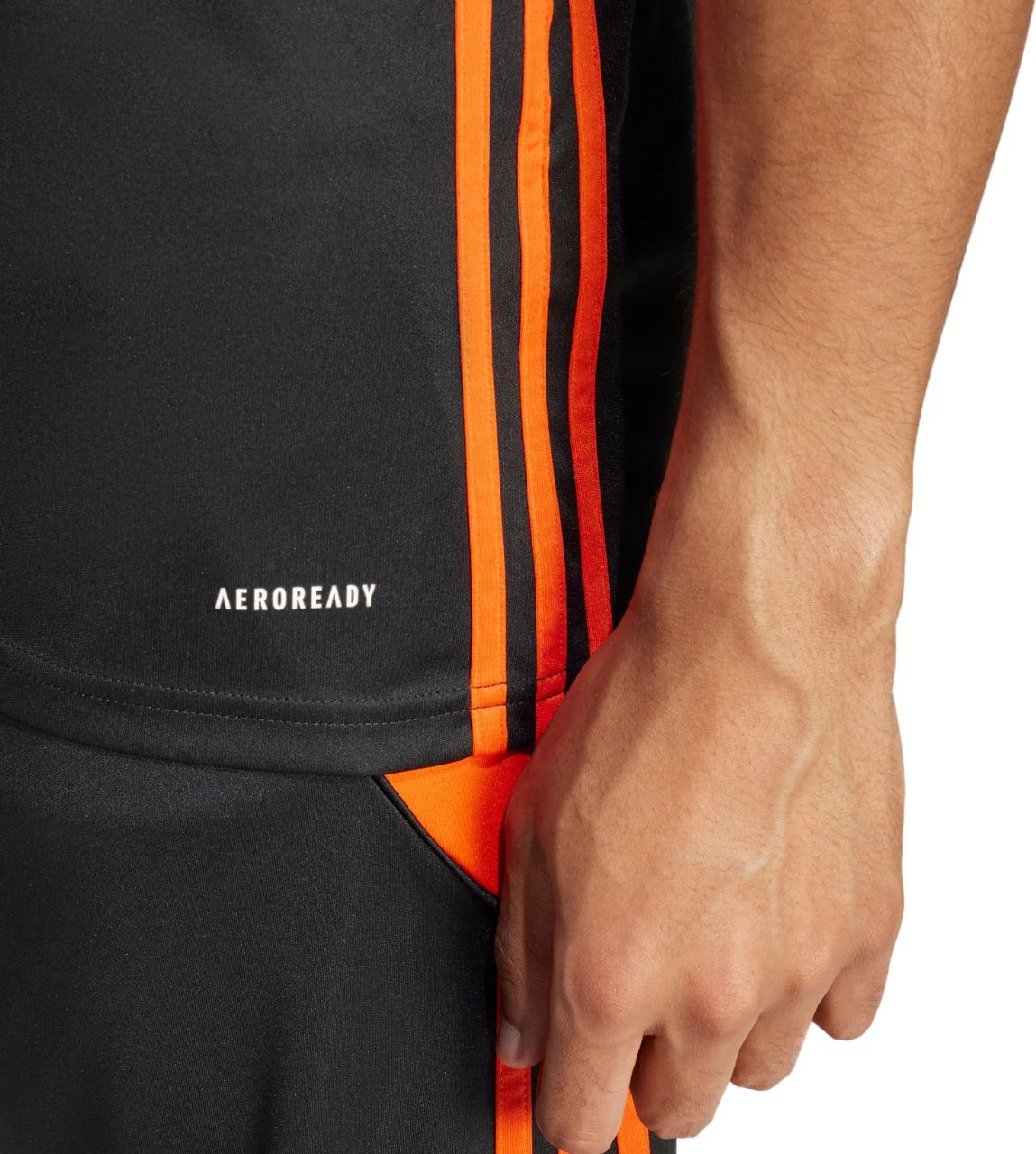 Fanellë futbolli adidas për meshkuj, e zezë-portokalli