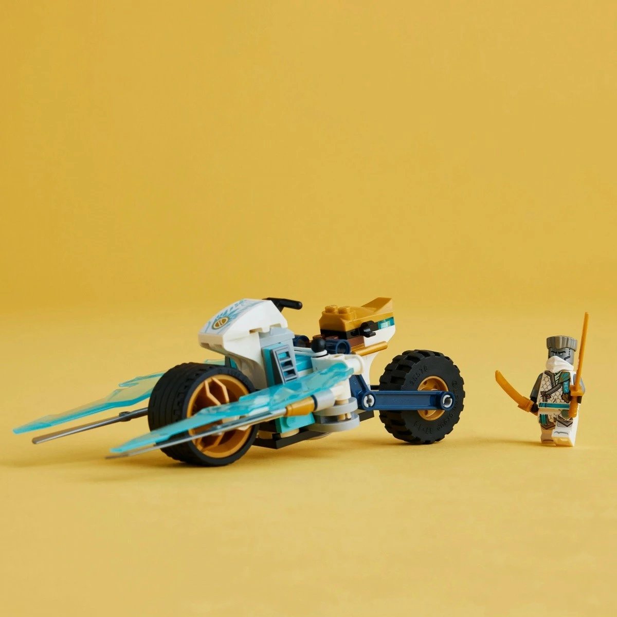 Set LEGO Ninjago Zane's Ice Motorcycle 71816, 84 pjesë, plastikë