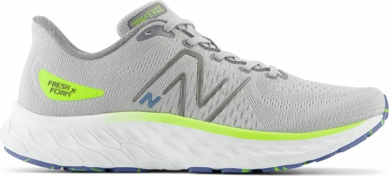 Atlete për meshkuj New Balance, të bardha dhe të hirtë