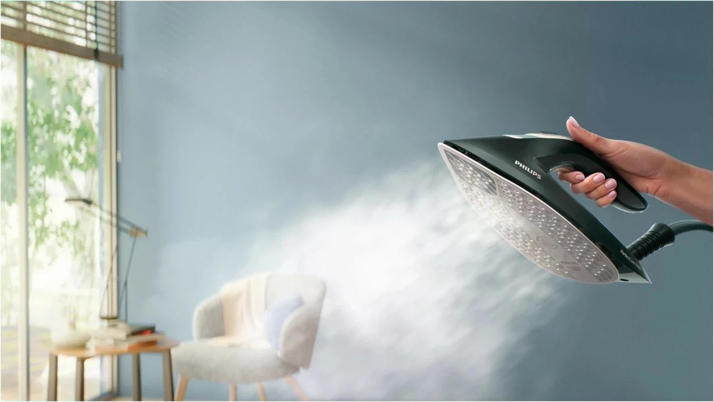 Hekur me avull Philips PerfectCare 7000 PSG7300/80, 3120W, rezervuar i lëvizshëm, ngjyrë zi-ari
