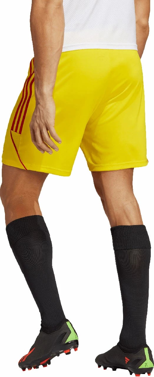 Shorce për meshkuj adidas, të verdha