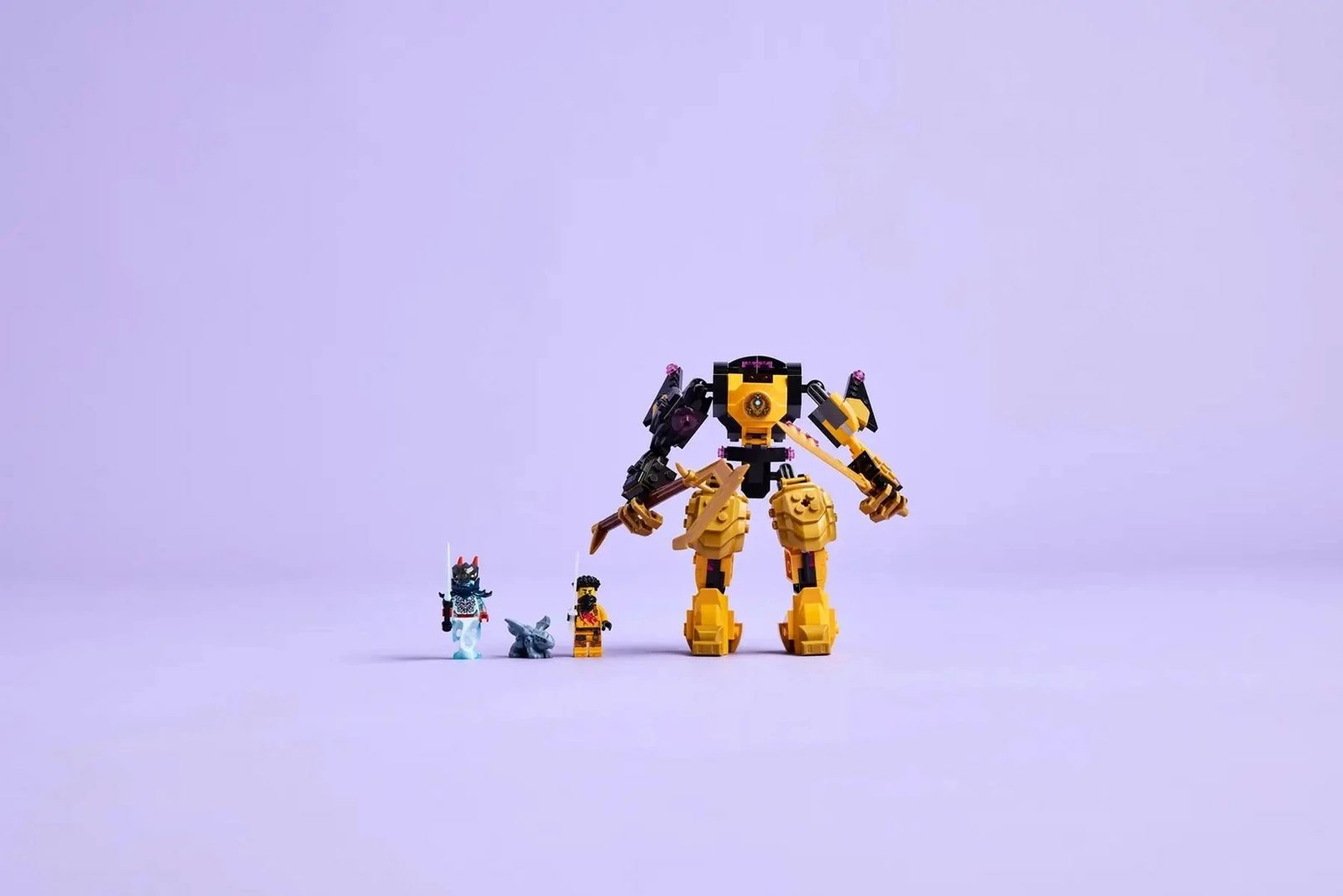 Set LEGO NINJAGO Arin's Spinjitzu Battle Mech 71839, 2 minifigura