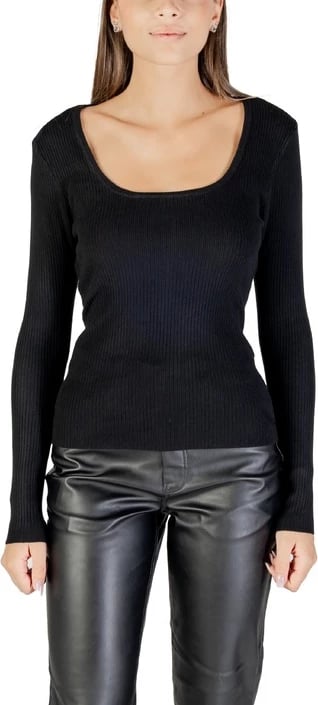 Maicë Morgan De Toi femra e zezë