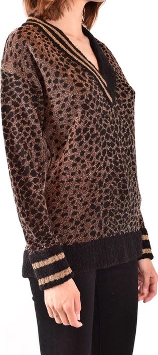 Xhemper Pinko femra, kafe