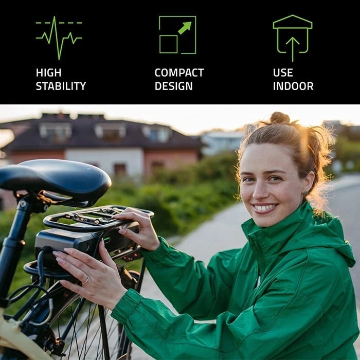 Karikues Qoltec 50760 për bateri e-bike, 36V | 42V | 2A, i zi