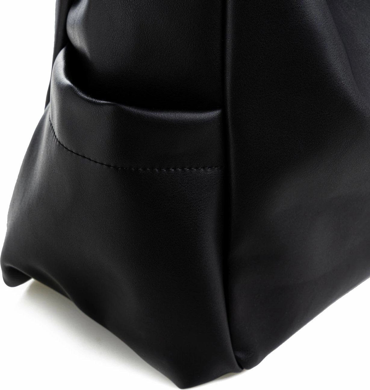 Çantë krahu Lucky Bees, e zezë, 1253