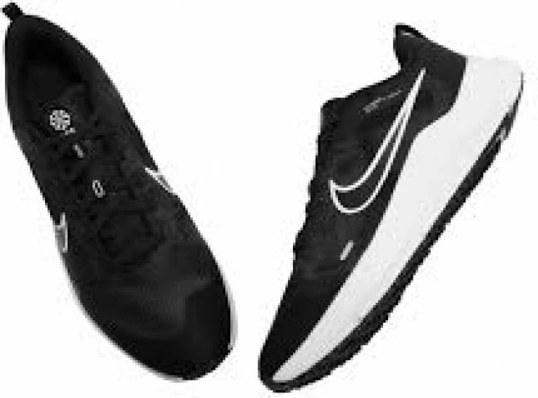 Atlete për meshkuj Nike, të zeza