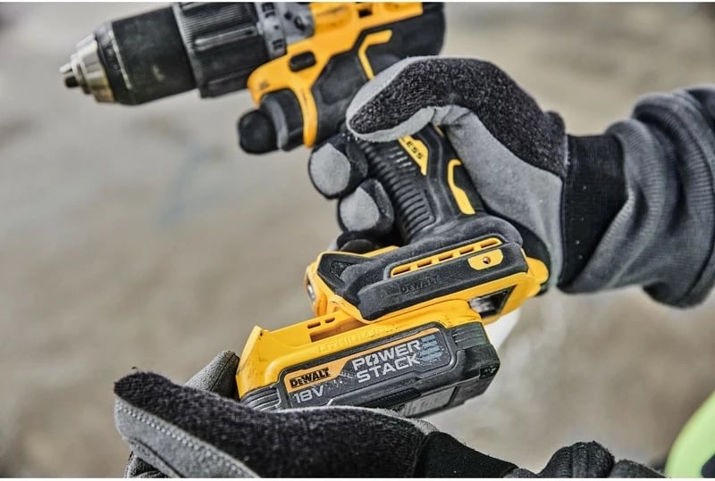 Aku-shurubdrill DeWALT 18V, brushless, 1.3cm, verdhë/zezë Aku-shurubdrill DeWALT 18V, brushless, 1.3cm, verdhë/zezë