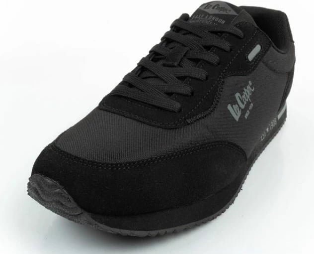 Atlete për meshkuj Lee Cooper, të zeza