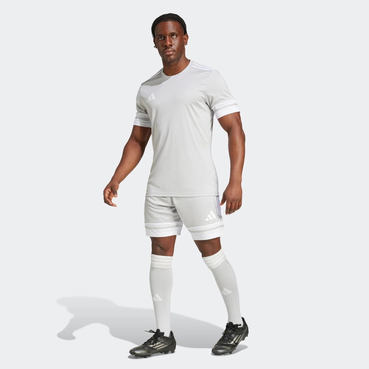Shorce për meshkuj adidas, gri