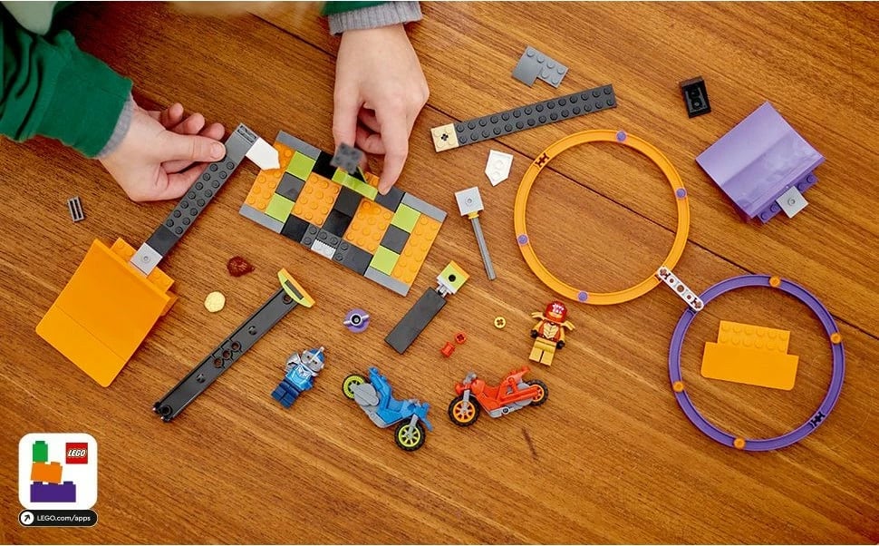 Set ndërtimi LEGO City Spinning Stunt Challenge 60360, 117 pjesë, shumëngjyrëshe