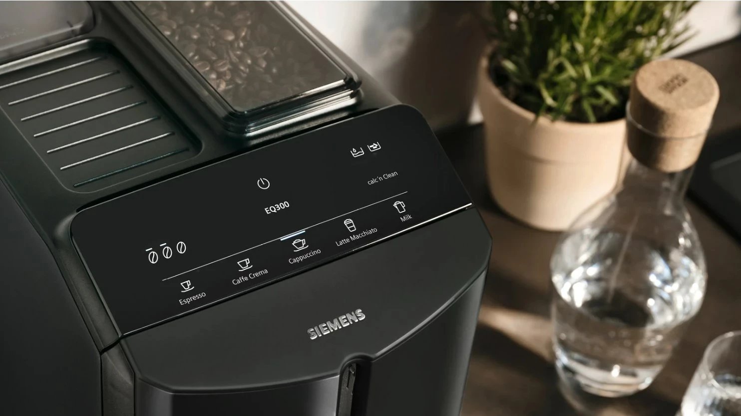 Aparat kafeje Siemens EQ.300 TF301E19, plotësisht automatik, 1.4 L, i zi