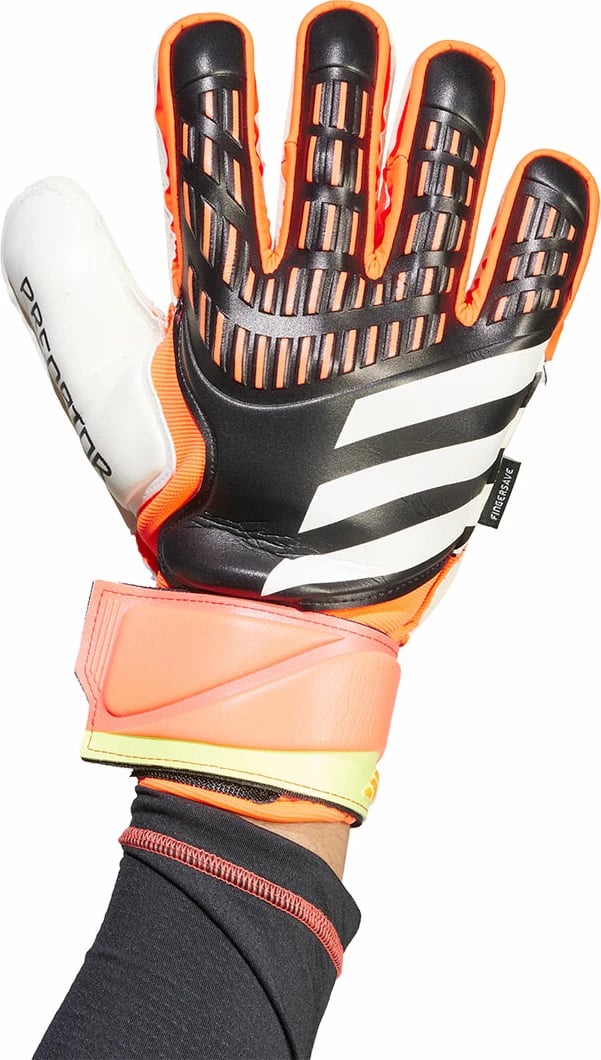 Doreza portieri adidas për meshkuj
