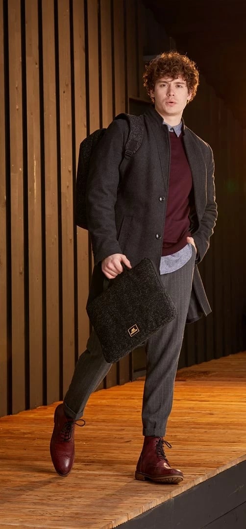 Mbështjellës laptopi RivaCase Anvik 13.3", i zi, me dorezë Mbështjellës laptopi RivaCase Anvik 13.3", i zi, me dorezë