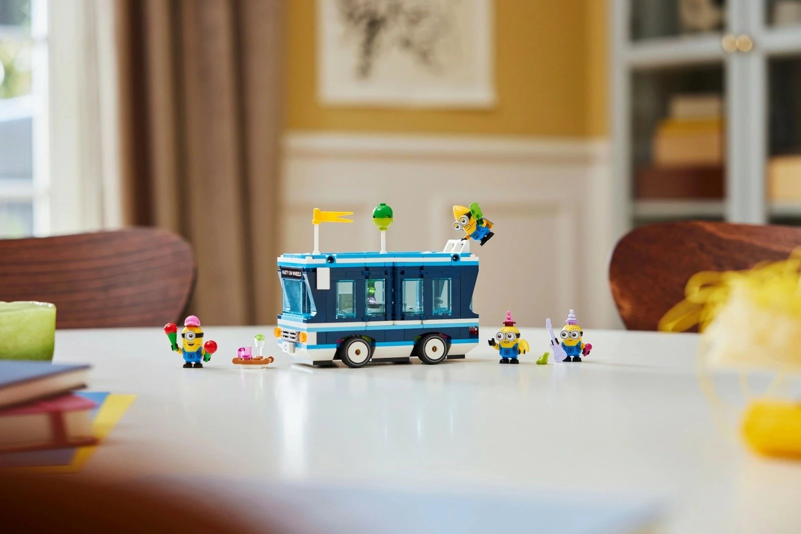 Set lodrash LEGO Minions Party Bus 75581, 379 pjesë, plastikë