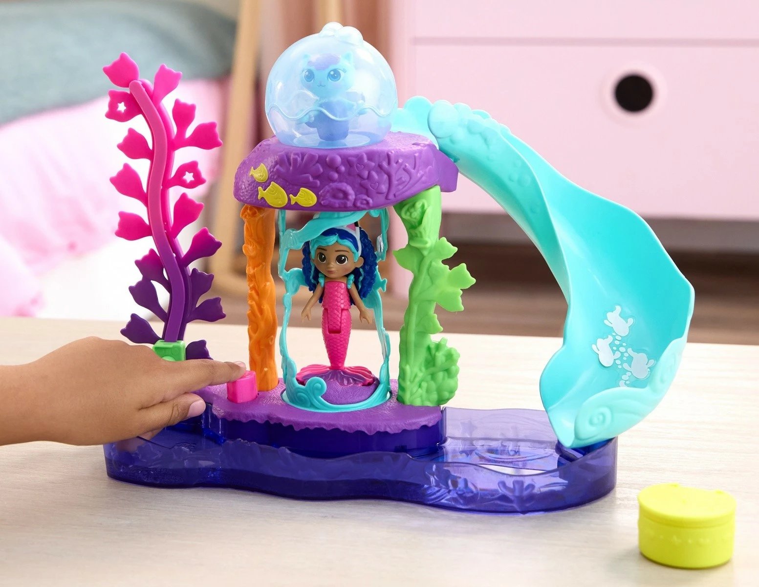 Set lojërash, Spin Master Gabby's Dollhouse 6074401, akuarium i madh me sirenë dhe rrëshqitëse, me aksesorë dhe figurë, 3+ vjeç, shumëngjyrësh, set