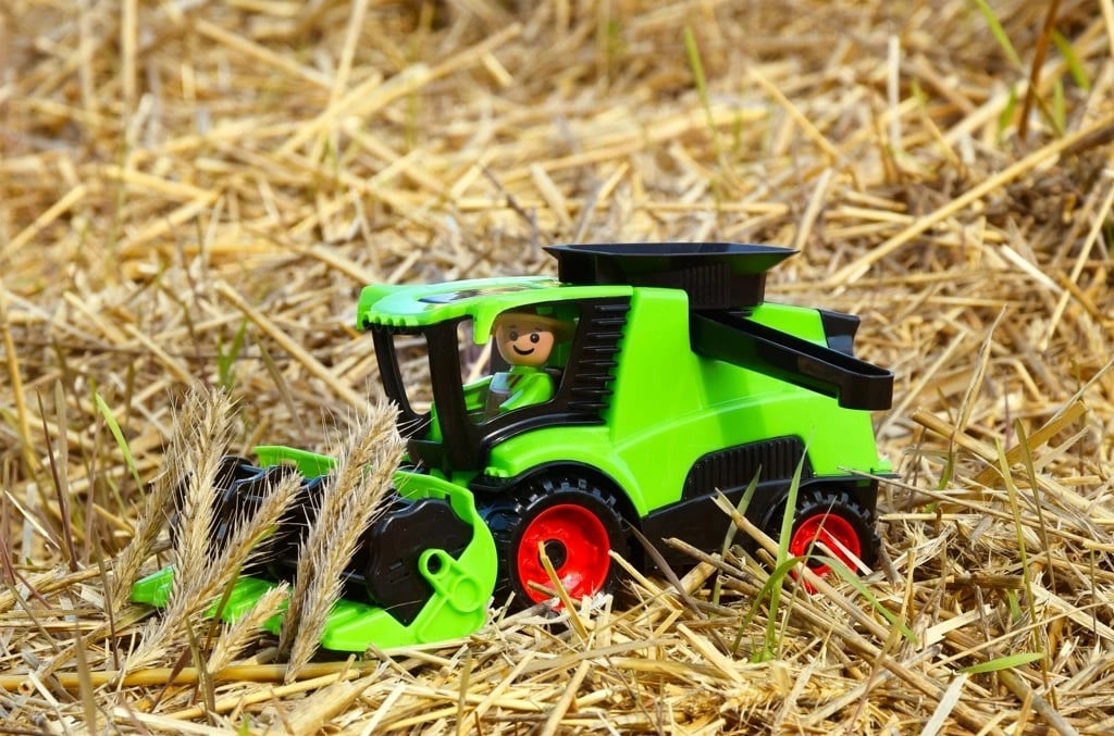 Lodër kombajnë Lena 01626, plastikë, e gjelbër, me figurë Lodër kombajnë Lena 01626, plastikë, e gjelbër, me figurë