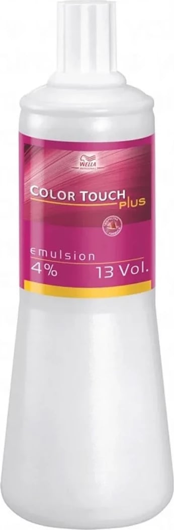 Emulsion zhvillues për flokë Wella Color Touch Plus 4% 1L unisex