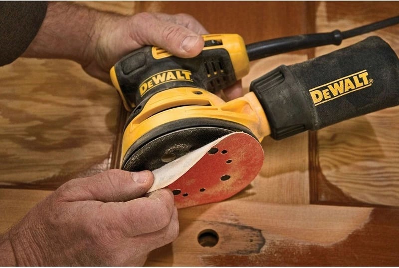 Lëmues orbital DeWALT 125mm 280W, zi/verdhe Lëmues orbital DeWALT 125mm 280W, zi/verdhe