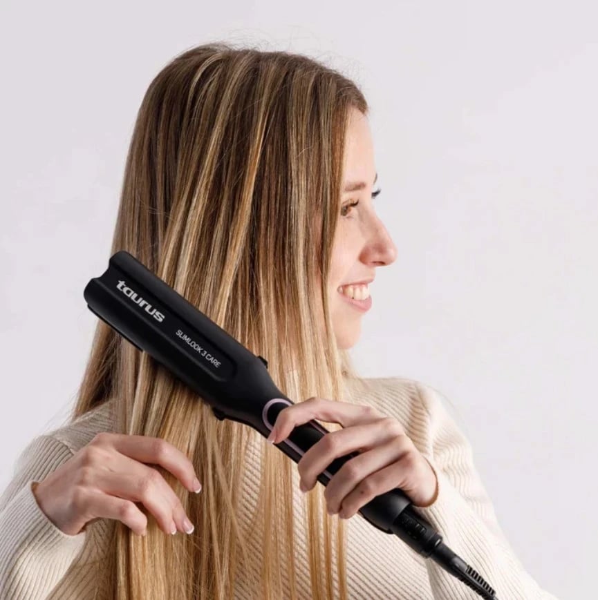 Hekur për drejtuar flokët Taurus Slimlook 3 Care, ngjyrë e zezë
