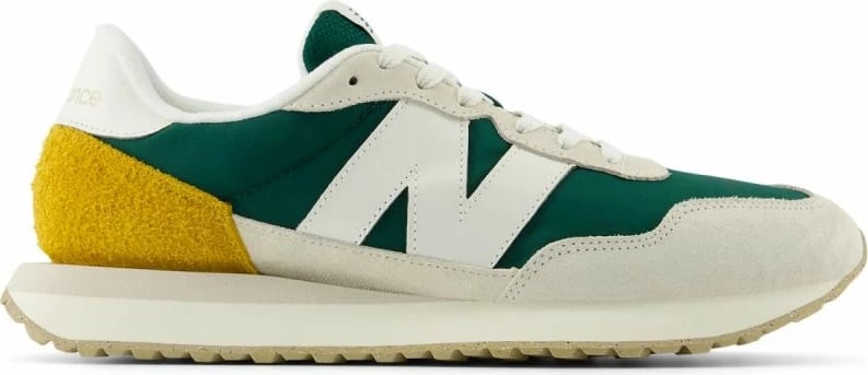 Atlete për meshkuj New Balance, të bardha, të gjelbra, të verdha