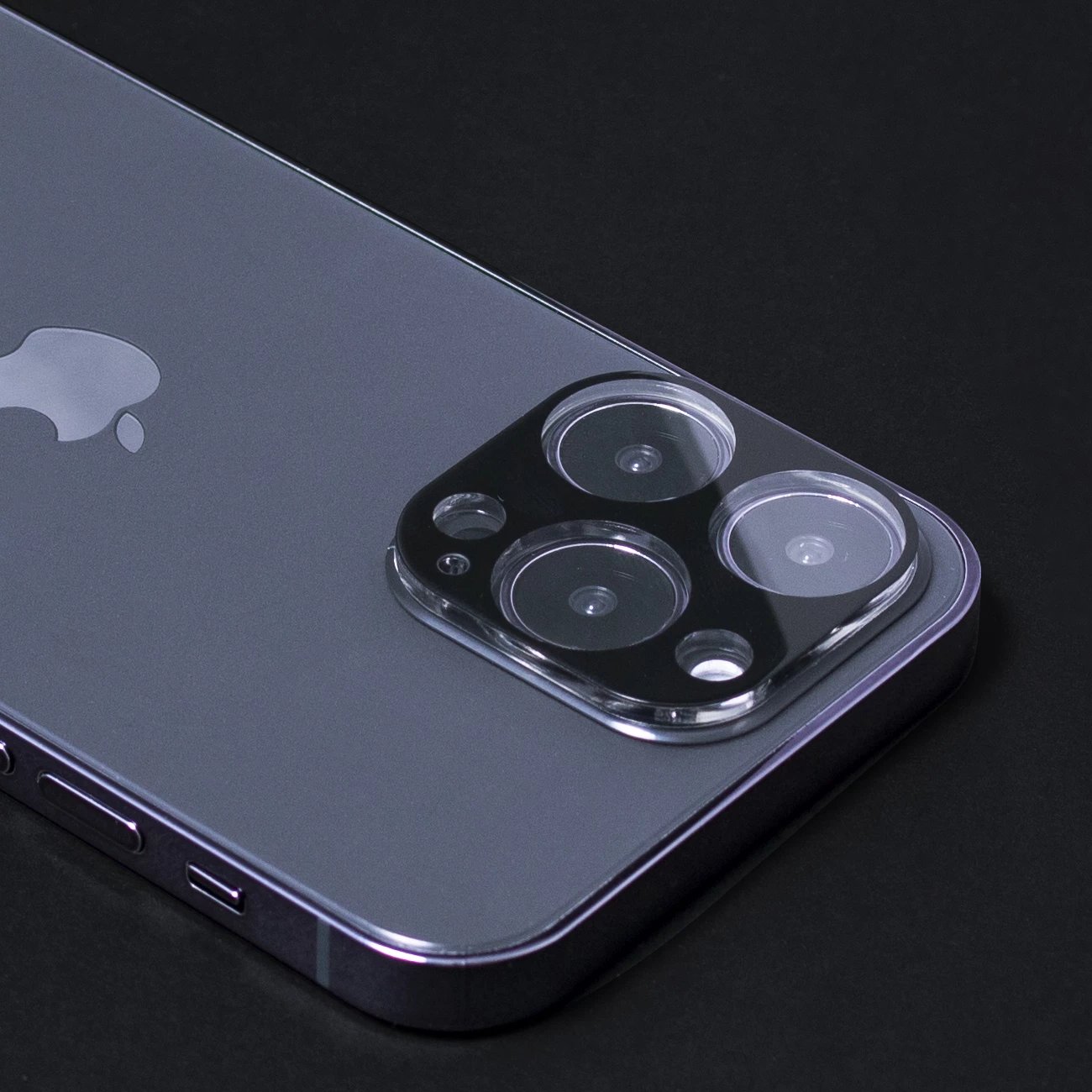 Mbështjellës xhami për kamerë Wozinsky për iPhone 13, i zi