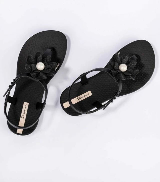 Sandale për vajza Ipanema Class Flora Jr., të zeza