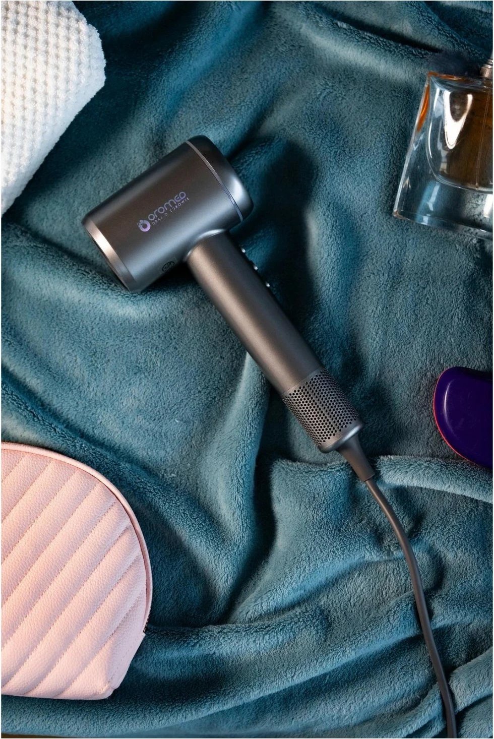 Tharëse flokësh Oromed Oro-F1 Sonic, 1600W, jonizim, ekran LCD, argjendtë