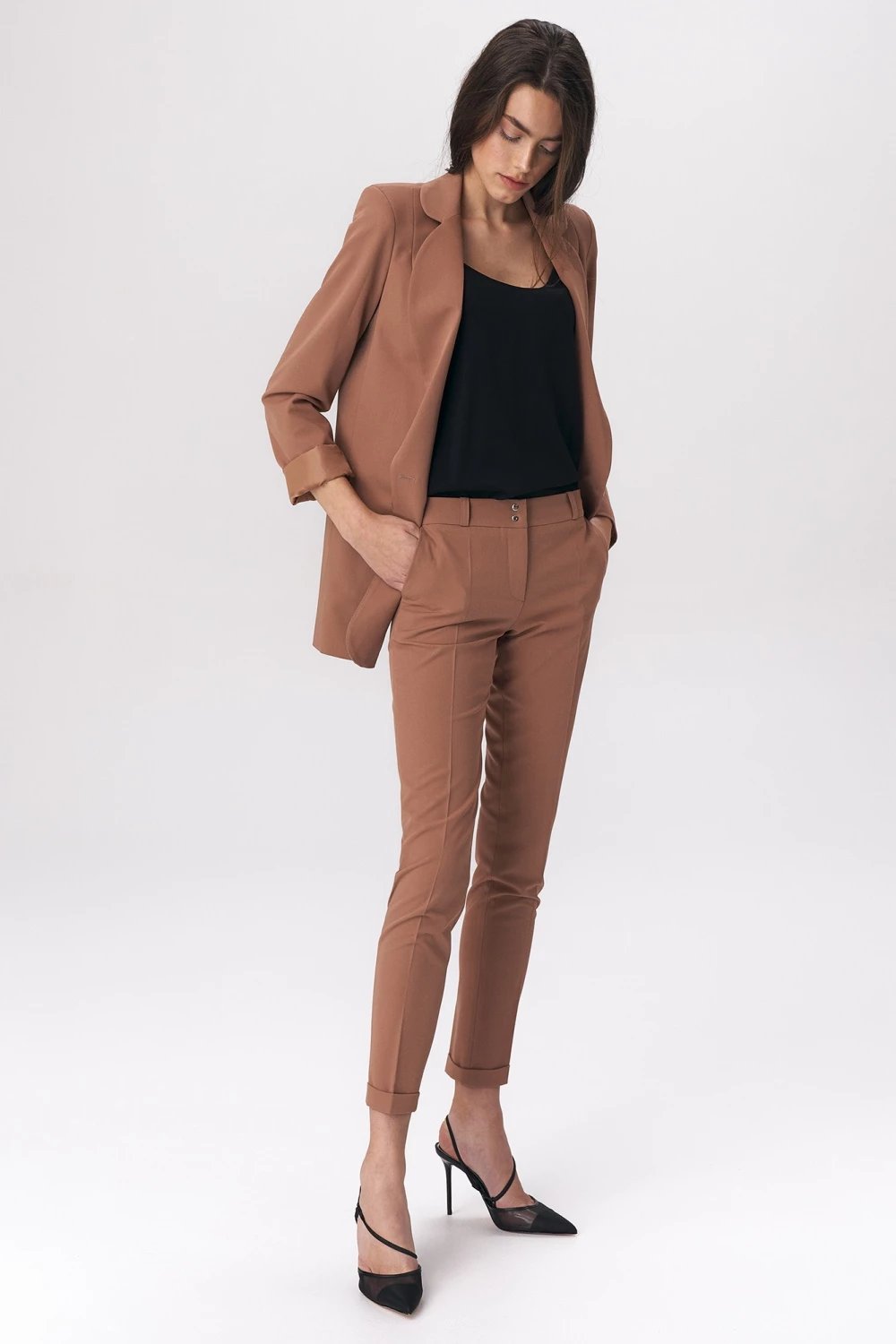 Pantallona femra Nife 142051, kafe