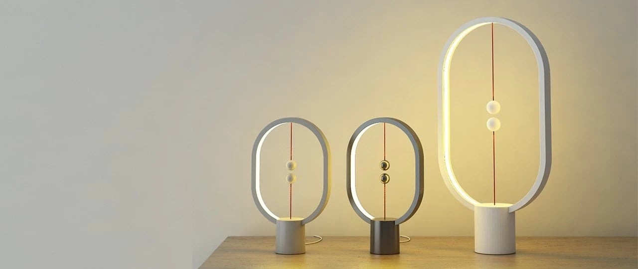 Llambë leximi Allocacoc Heng Balance Ellipse, USB, 2700 K, prej druri Llambë leximi Allocacoc Heng Balance Ellipse, USB, 2700 K, prej druri
