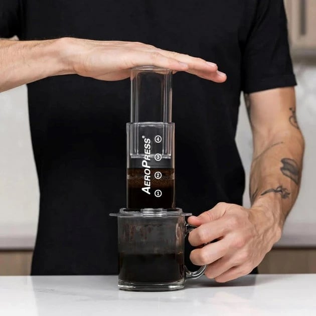 Aparat manual për kafe AeroPress Clear, 250 ml, Transparent