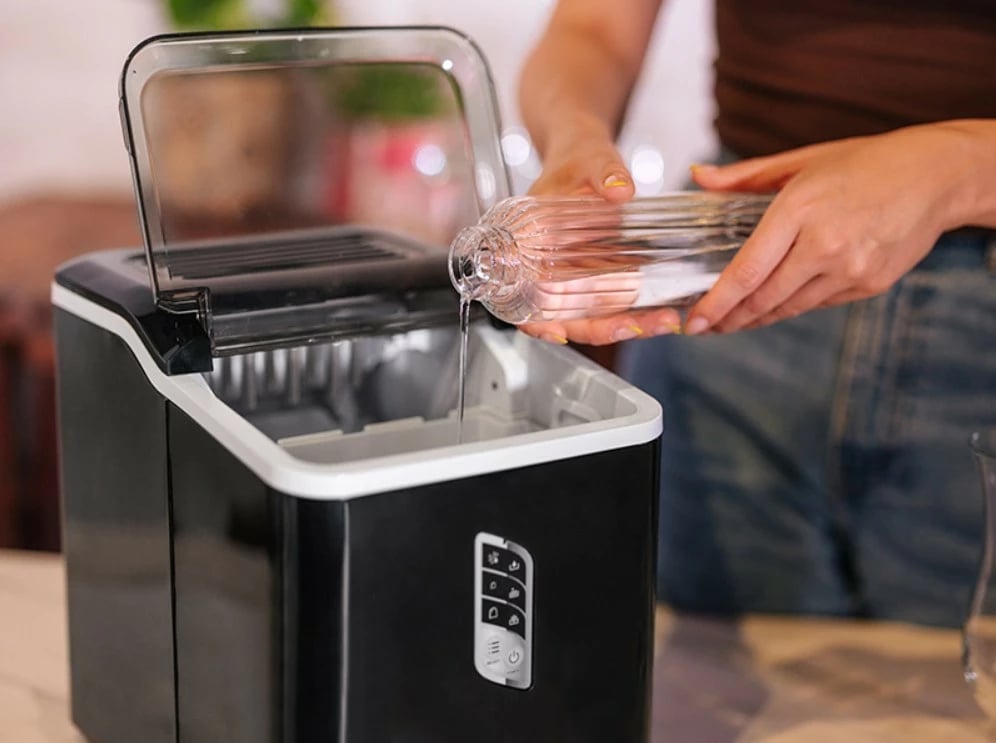 Aparat akulli, Lafe, IceTwist PRO LAFLOD47684, 12 kg/ditë, rezervuar ujit 1.5 L, vetëpastrim, rregullim madhësie kubave, zi