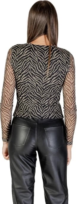 Bluzë Only femra, e zezë