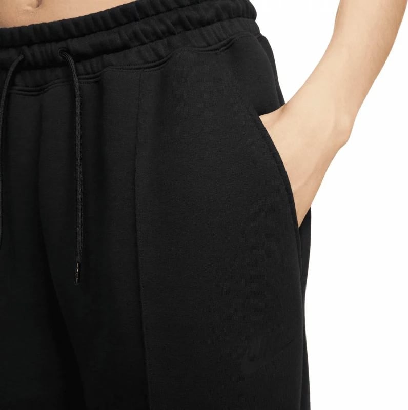 Pantallona Nike për femra, të zeza