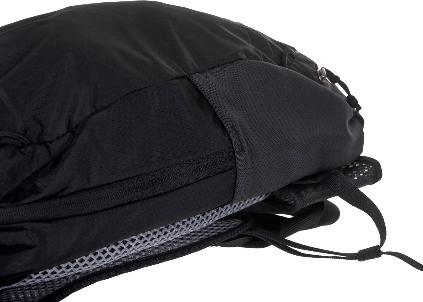 Çantë shpine Deuter Race 8, 8 L, E zezë