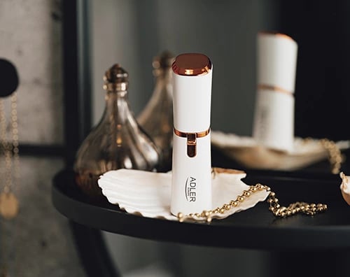 Makinë rroje trimmer për fytyrë, Adler, AD 2939, kokë me sitë, dritë LED, 1xAA, perlë-ari