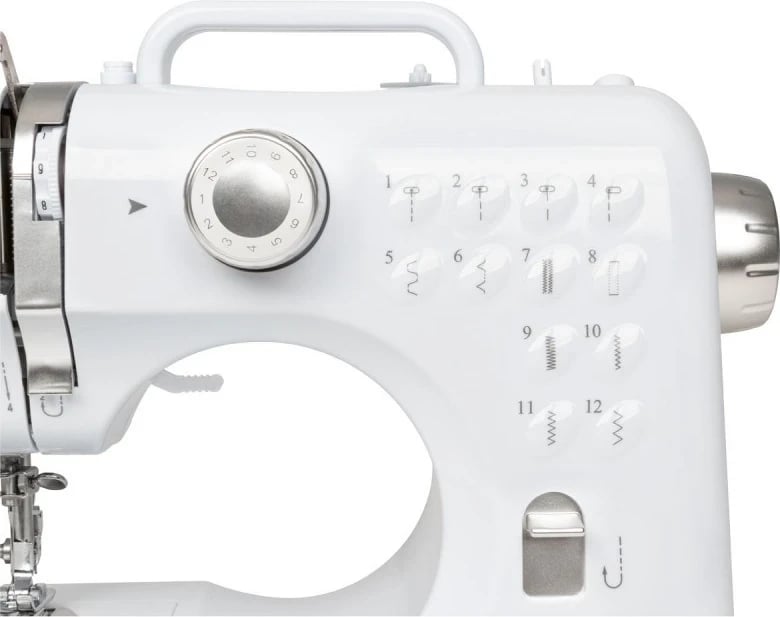 Makina e qepjes Clatronic NM 3795, e bardhë