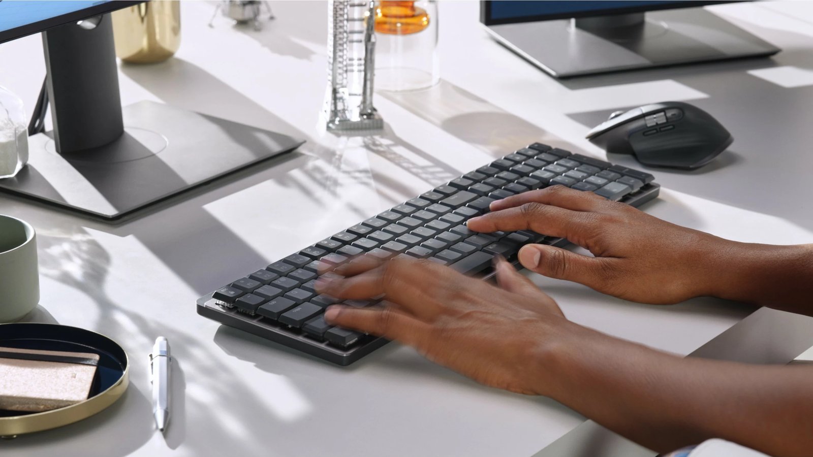 Tastierë mekanike Logitech MX Mechanical, Bluetooth, full-size, grafit