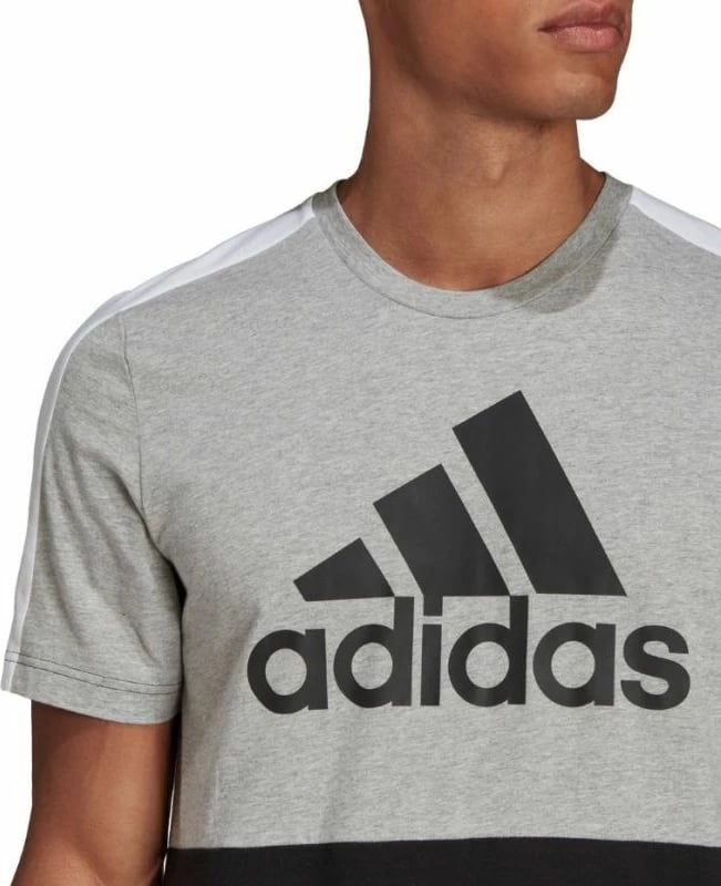 Maicë adidas për meshkuj, e zezë dhe e gri