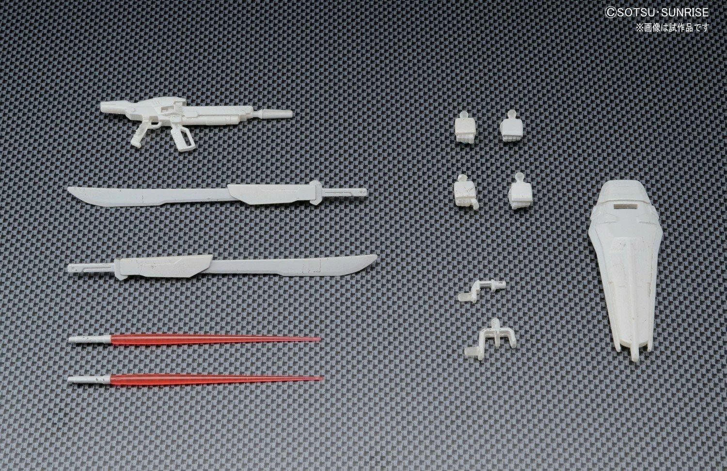 Model Bandai HG 1/144 R16 M1 ASTRAY, Koleksion