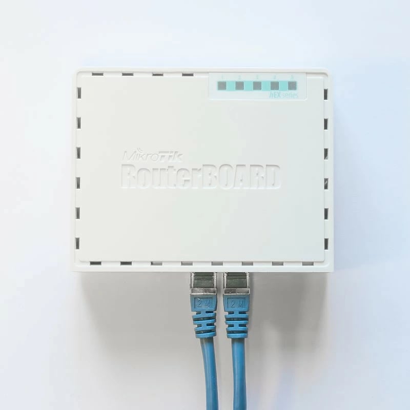 Router MikroTik RB750GR3, Ethernet WAN, Gigabit Ethernet, Turquoise, White