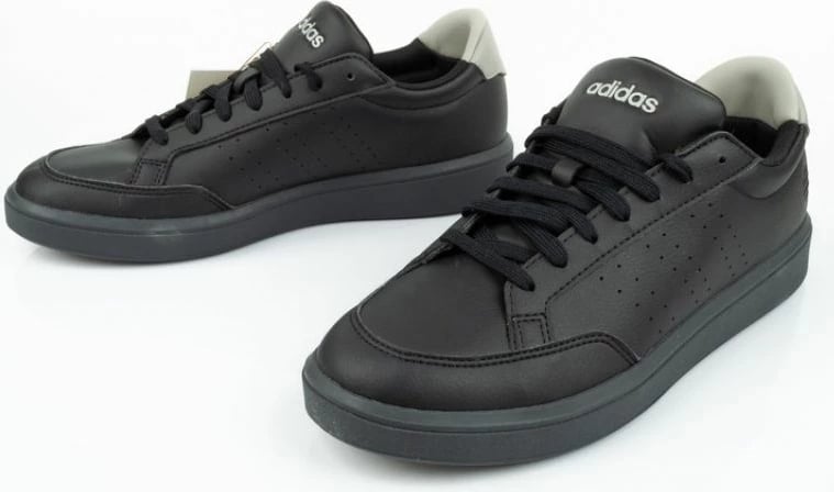 Atlete për meshkuj adidas Nova Court M GZ1783, të zeza